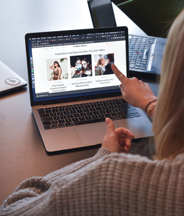 Yugarit application & website devlopment